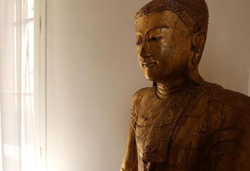 تختخواب و صبحانه ô Anges