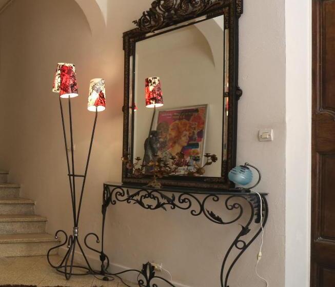 تختخواب و صبحانه ô Anges