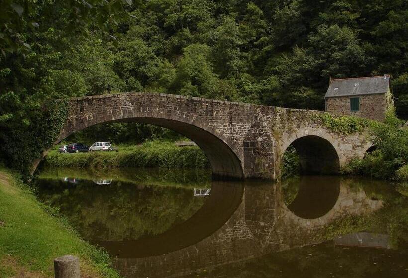 تختخواب و صبحانه Le Logis Du Jerzual