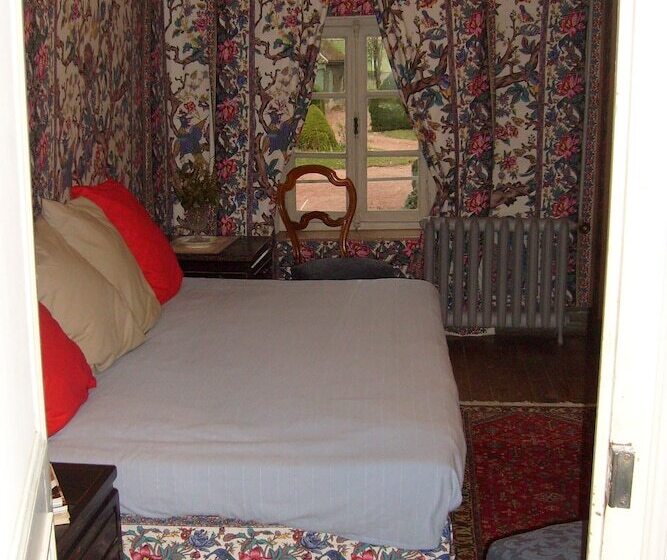 צימר Château De Serrigny