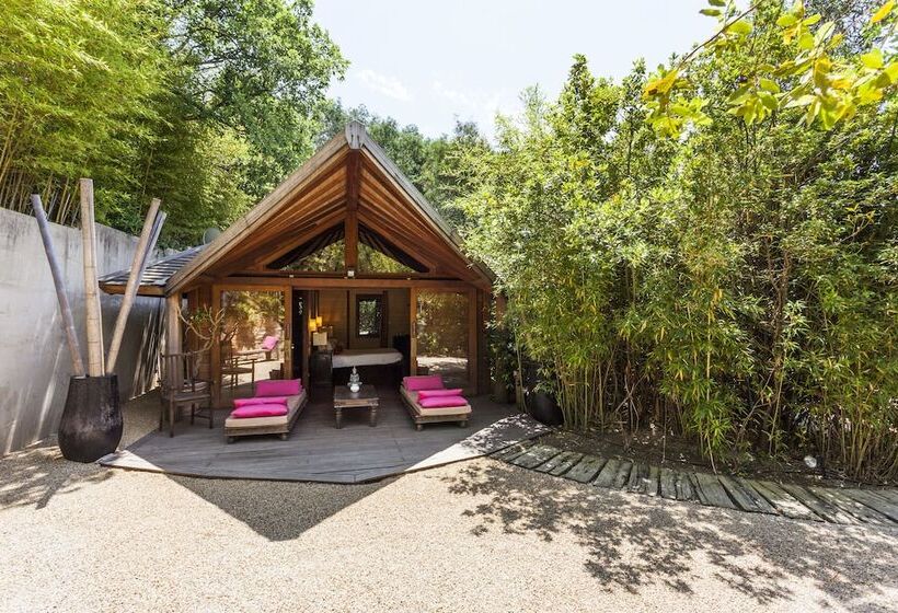 تختخواب و صبحانه Domaine Les Mésanges