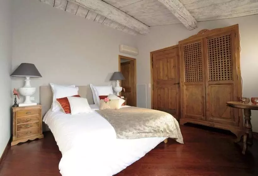 تختخواب و صبحانه Domaine Les Mésanges