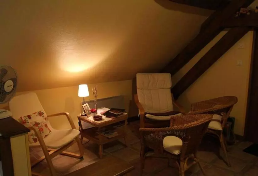Aamiaismajoitus (B&B) Le Clos De Châtres