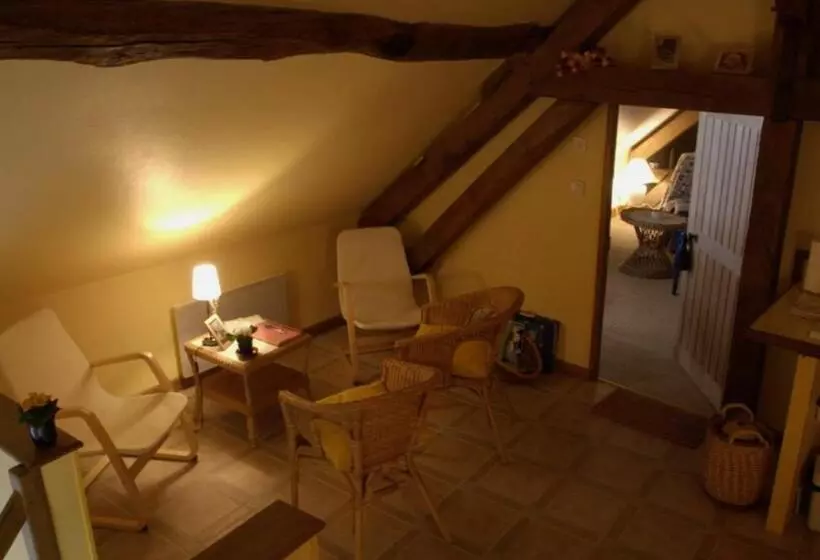 Aamiaismajoitus (B&B) Le Clos De Châtres