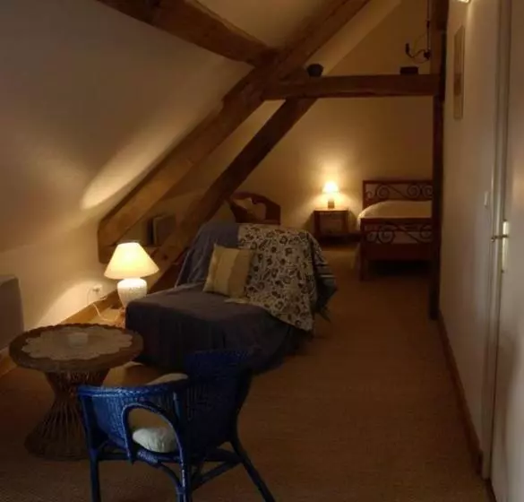 Aamiaismajoitus (B&B) Le Clos De Châtres