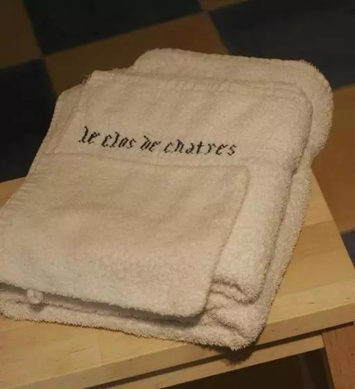 Aamiaismajoitus (B&B) Le Clos De Châtres