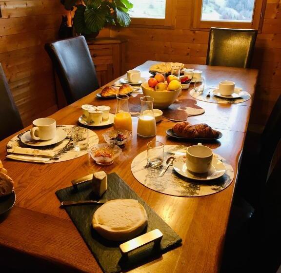 تختخواب و صبحانه Le Paret Chambres D Hôtes De Charme & Spa