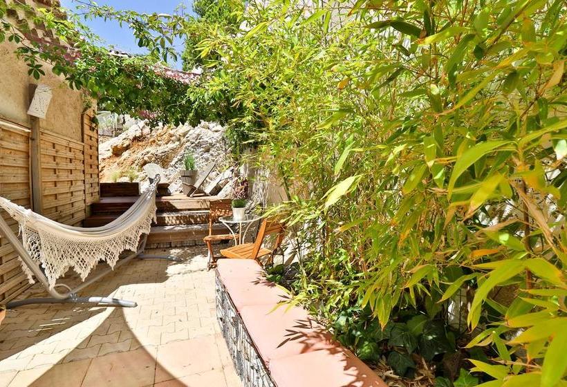 ベッドアンドブレックファースト Les Chambres D'hôtes Du Grand Mornas