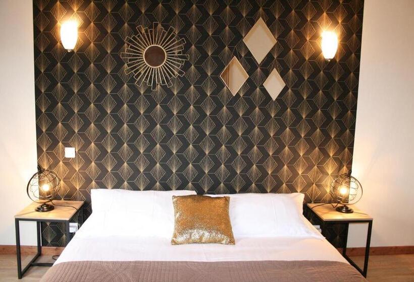 تختخواب و صبحانه Maison D Hôtes Et Gîtes La Chouannerie à Côté Du Parc Du Puy Dufou