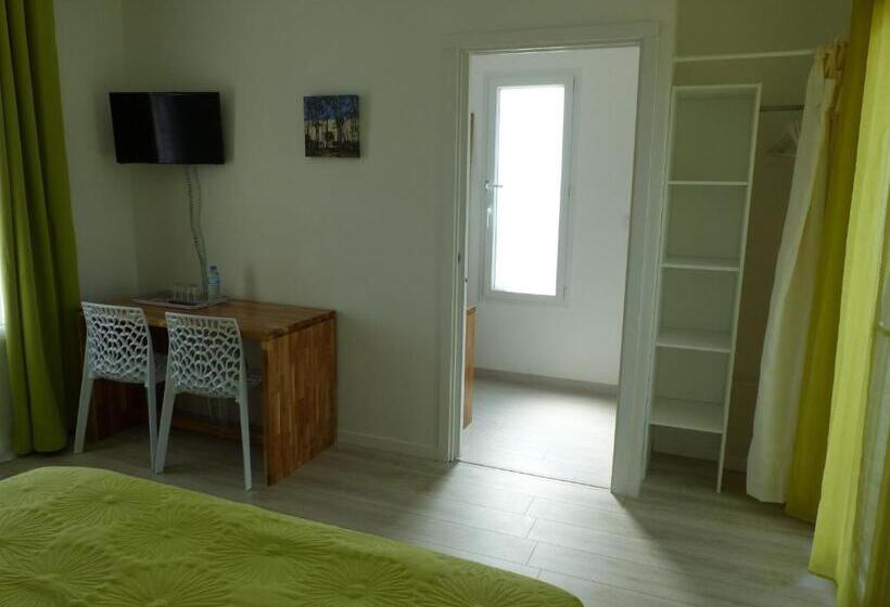 민박 Maison Lucilda