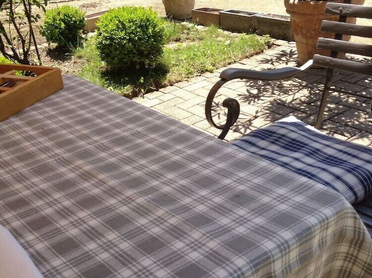 تختخواب و صبحانه Peonia At Home   Maison D Hôtes D Exception