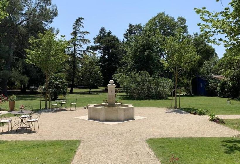 Domaine De Rhodes B&b