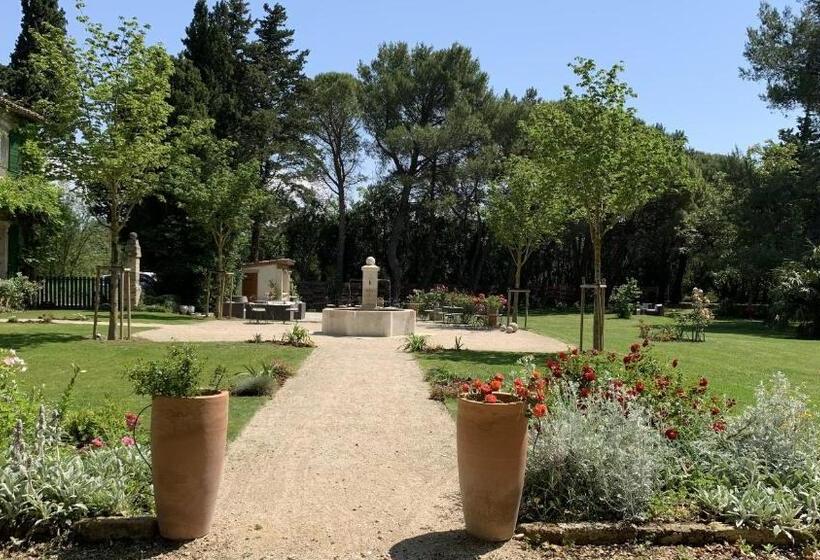 Domaine De Rhodes B&b