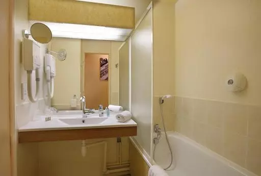 Hotel Kyriad Direct Arpajon