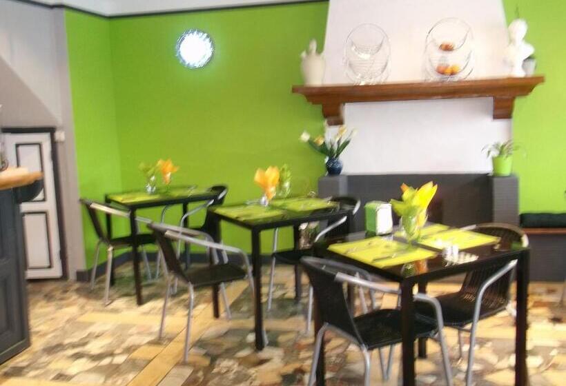 בית מלון כפרי Hôtel Du Béarn