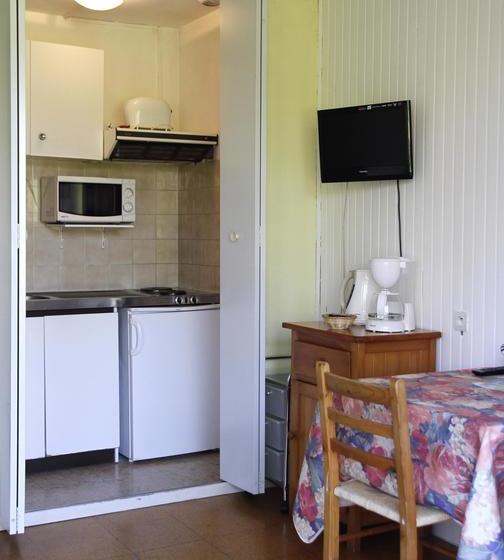 فندق Hôtel Studios Les Acacias