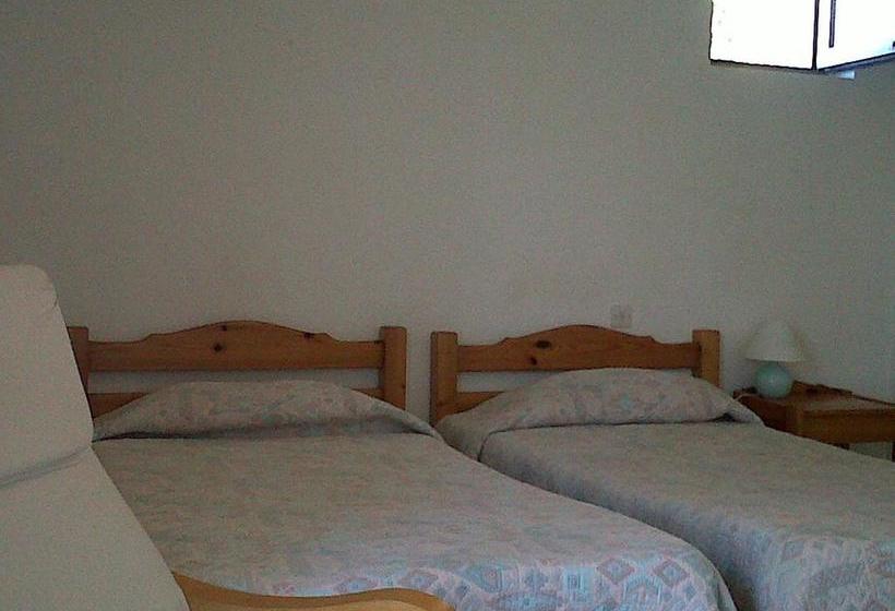 فندق Hôtel Studios Les Acacias