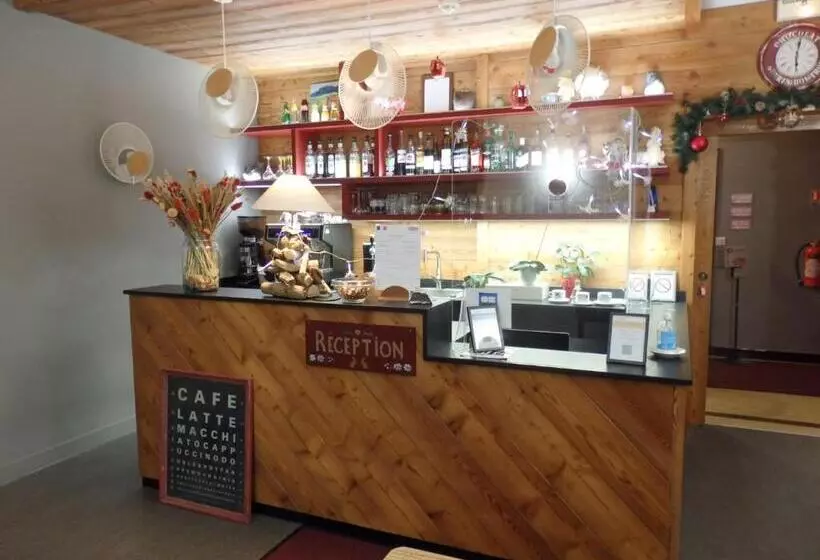ホテル Hôtel Viallet