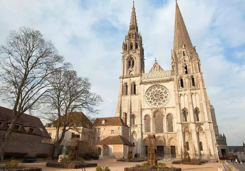 هتل Ibis Budget Chartres