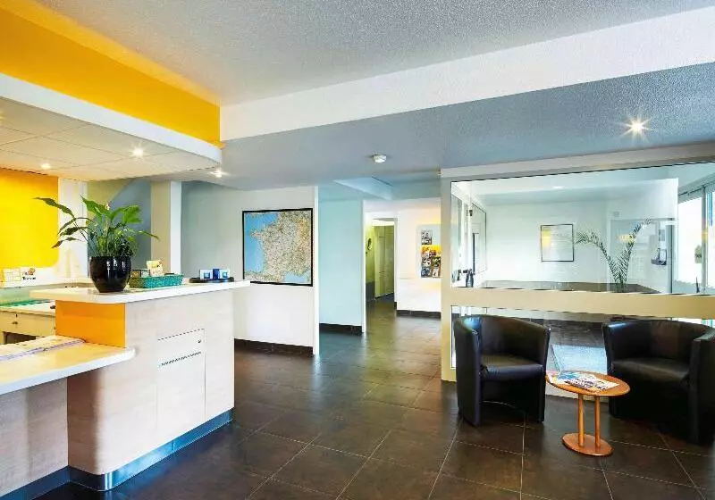 هتل Ibis Budget Chartres