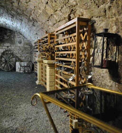 Отель Le Beffroi Hôtel & Apart