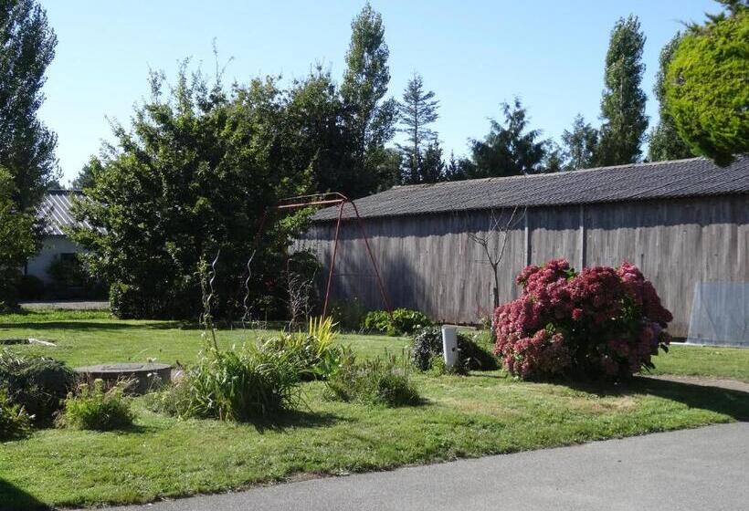 Отель Le Toul Broch