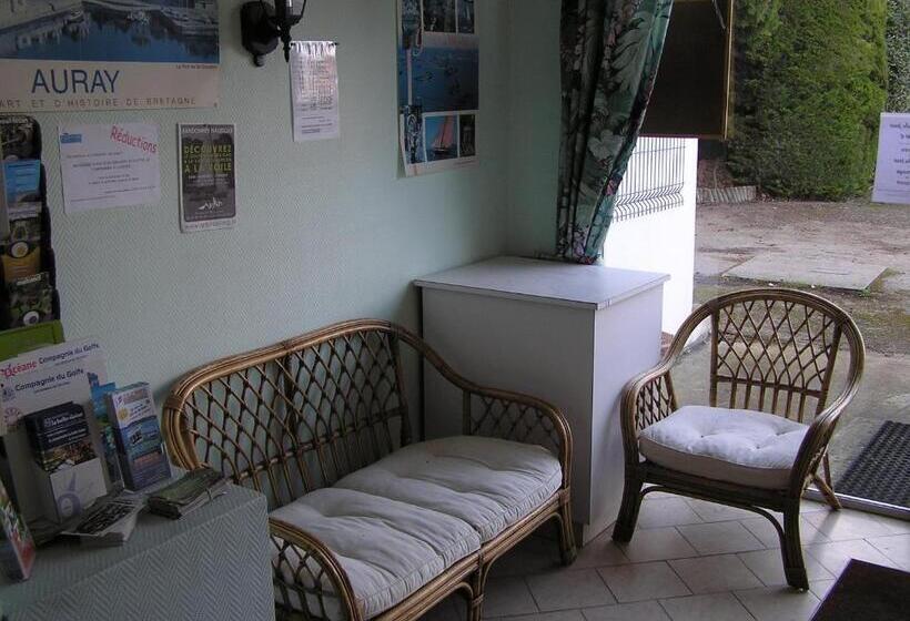 Отель Le Toul Broch