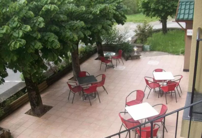 Hotelli Restaurant Rive Gauche