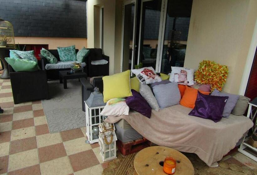 تختخواب و صبحانه Chambre D'hôtes Au Nid Du Thil