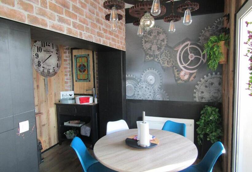 تختخواب و صبحانه Chambre D'hôtes Au Nid Du Thil