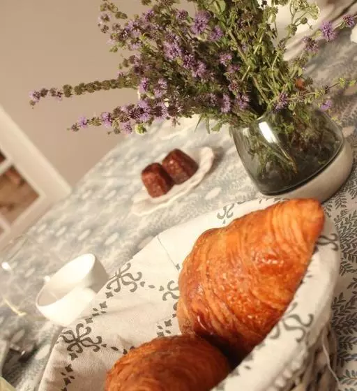Aamiaismajoitus (B&B) La Luzernière Chambres D Hôtes