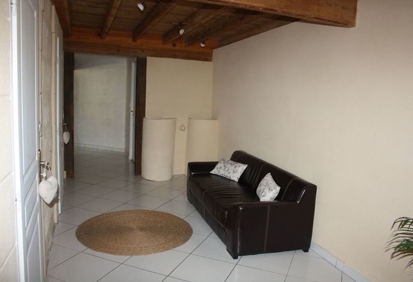 مبيت وإفطار La Luzernière Chambres D Hôtes