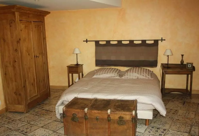 Aamiaismajoitus (B&B) La Luzernière Chambres D Hôtes