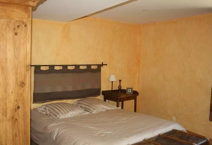 Aamiaismajoitus (B&B) La Luzernière Chambres D Hôtes