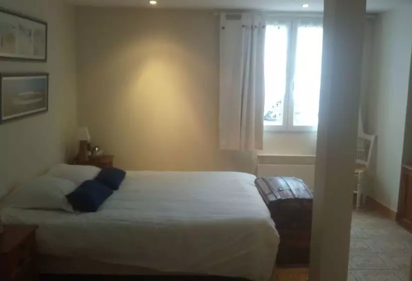 Aamiaismajoitus (B&B) La Luzernière Chambres D Hôtes