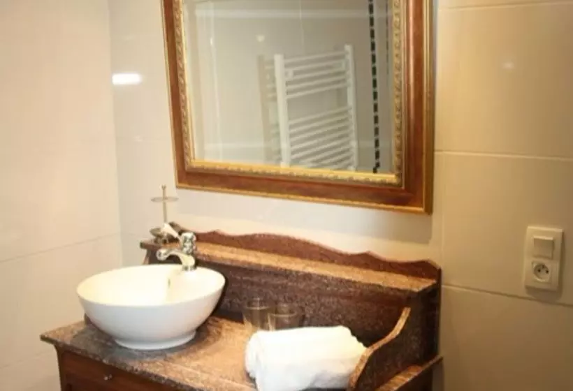 Aamiaismajoitus (B&B) La Luzernière Chambres D Hôtes