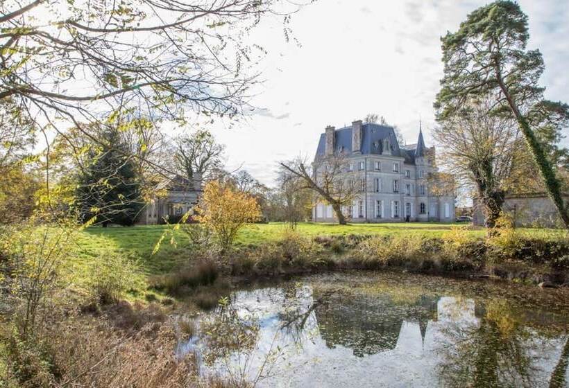 ベッドアンドブレックファースト Chambres D'hotes Château De La Puisaye