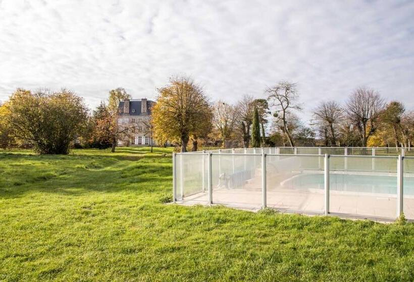 ベッドアンドブレックファースト Chambres D'hotes Château De La Puisaye