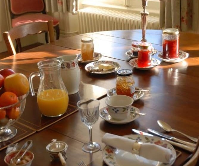 ベッドアンドブレックファースト Chambres D'hotes Château De La Puisaye