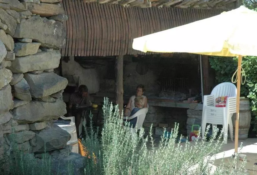 Aamiaismajoitus (B&B) Domaine Bellelauze