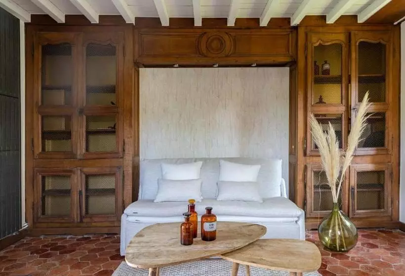 Aamiaismajoitus (B&B) La Maison Forte
