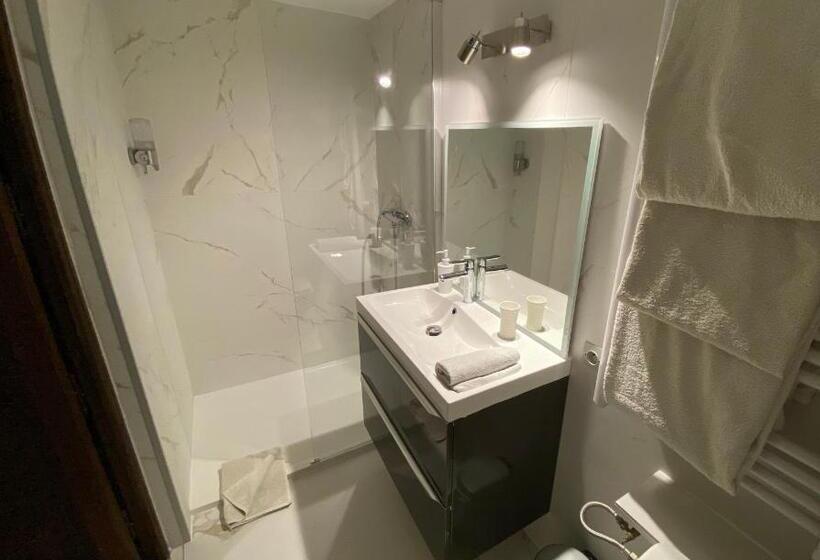 مبيت وإفطار La Villa Du Rhône