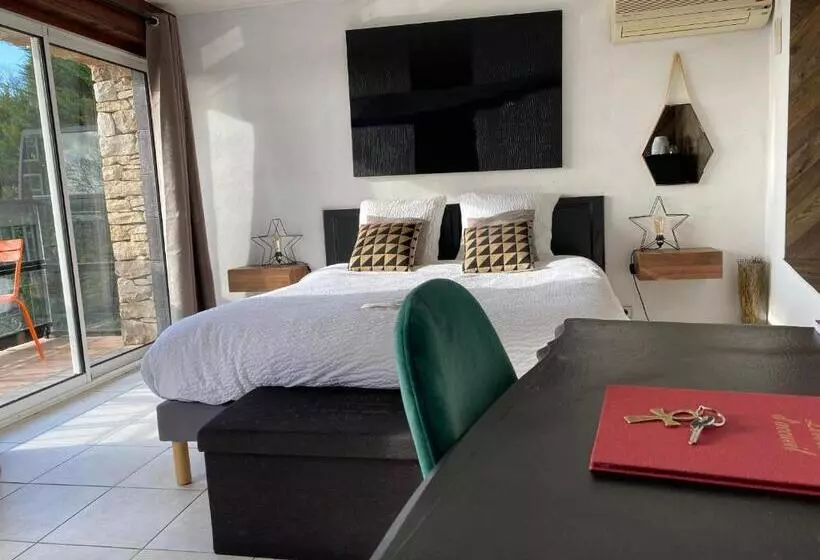 Aamiaismajoitus (B&B) La Villa Du Rhône