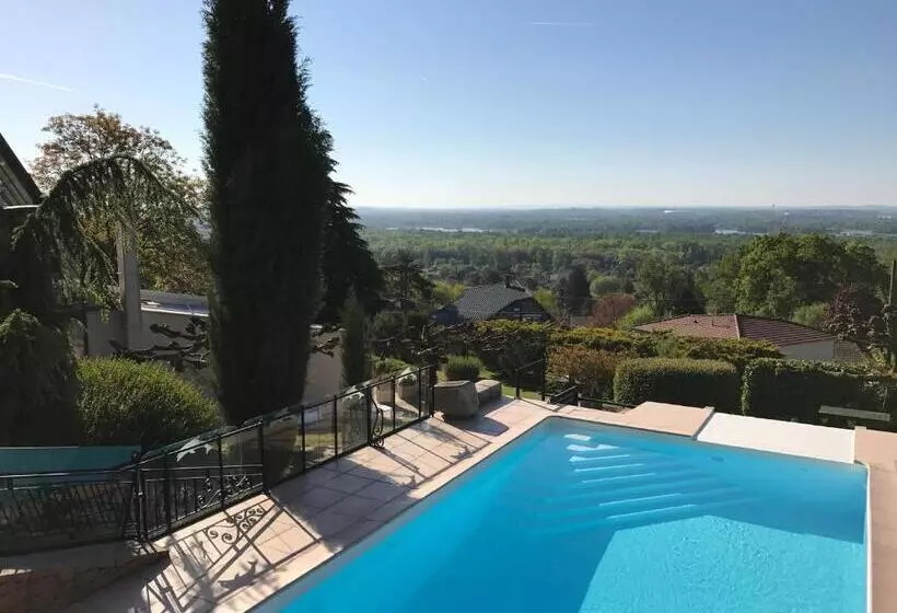 Aamiaismajoitus (B&B) La Villa Du Rhône