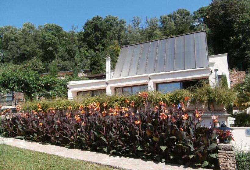 مبيت وإفطار La Villa Du Rhône