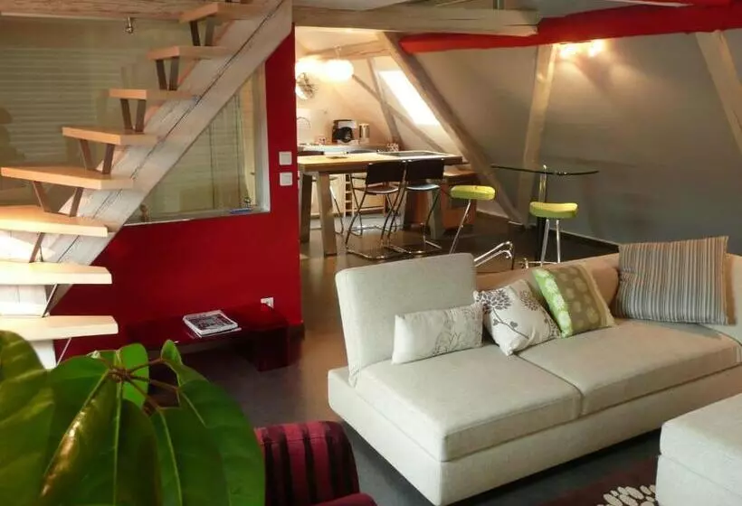 ベッドアンドブレックファースト Le Chat Rouge Chambres D'hôtes De Charme En Alsace