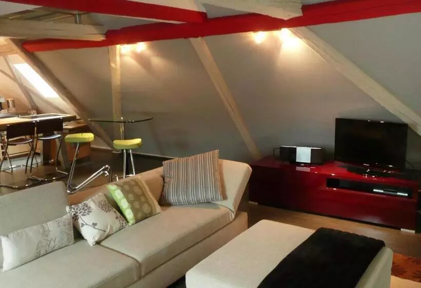 ベッドアンドブレックファースト Le Chat Rouge Chambres D'hôtes De Charme En Alsace