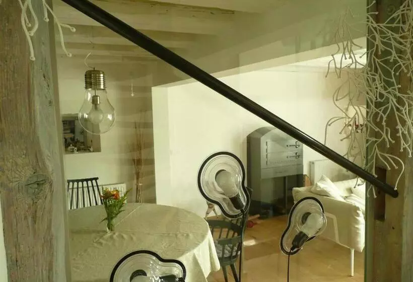 ベッドアンドブレックファースト Le Chat Rouge Chambres D'hôtes De Charme En Alsace