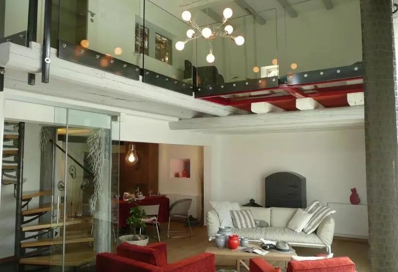 ベッドアンドブレックファースト Le Chat Rouge Chambres D'hôtes De Charme En Alsace