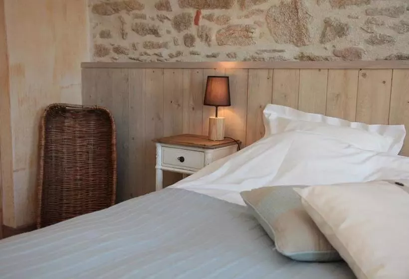 Aamiaismajoitus (B&B) Le Manoir Du Pas Jahan